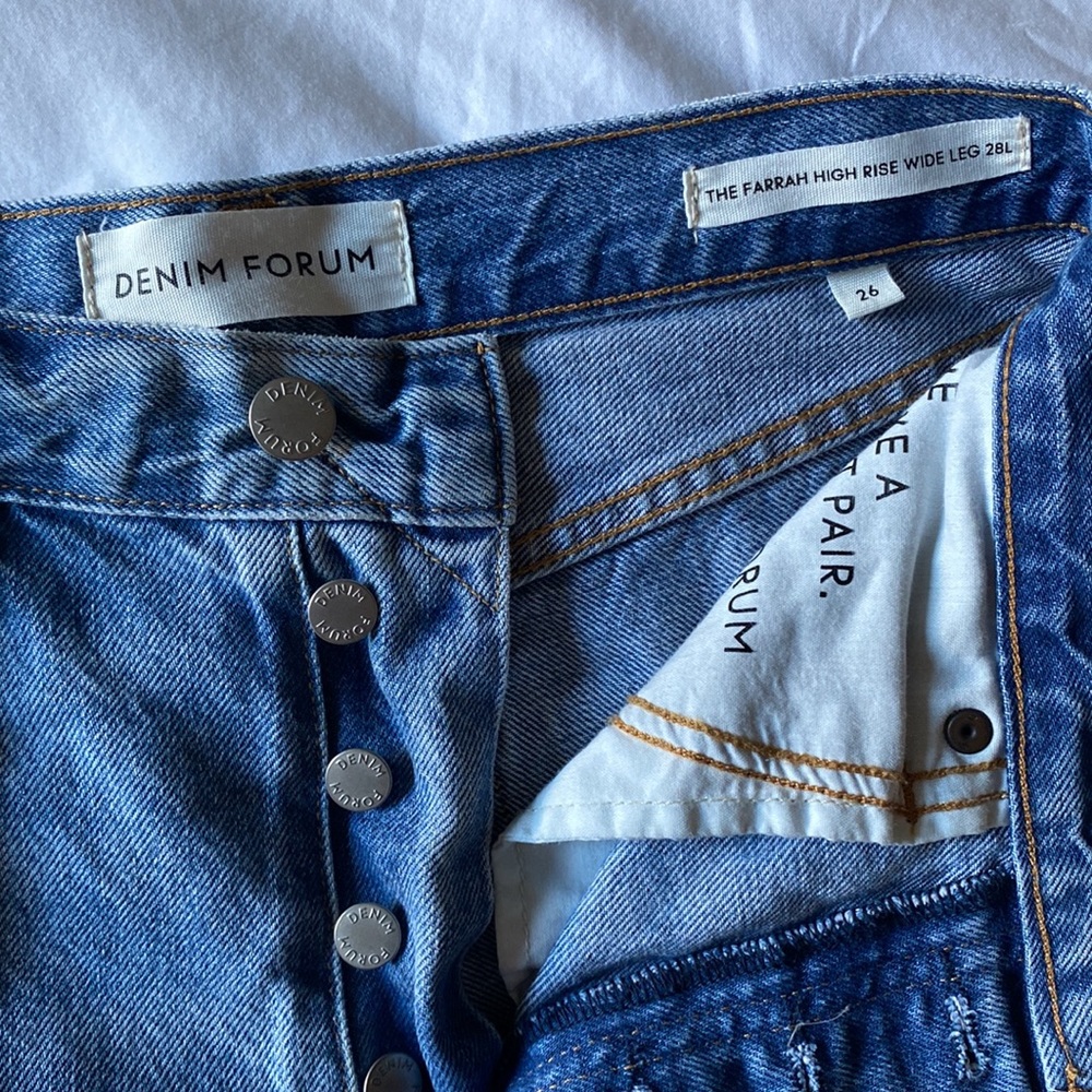 Wide leg jeans, size 26